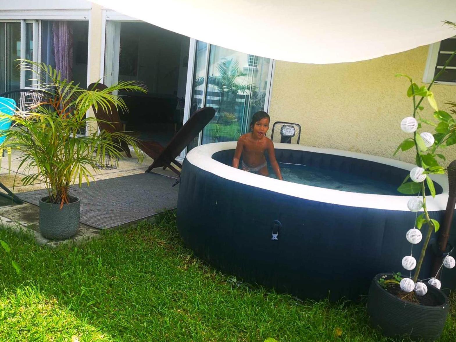 Le Panoramique Loft Bed & Breakfast เลอ ตอมปง ภายนอก รูปภาพ